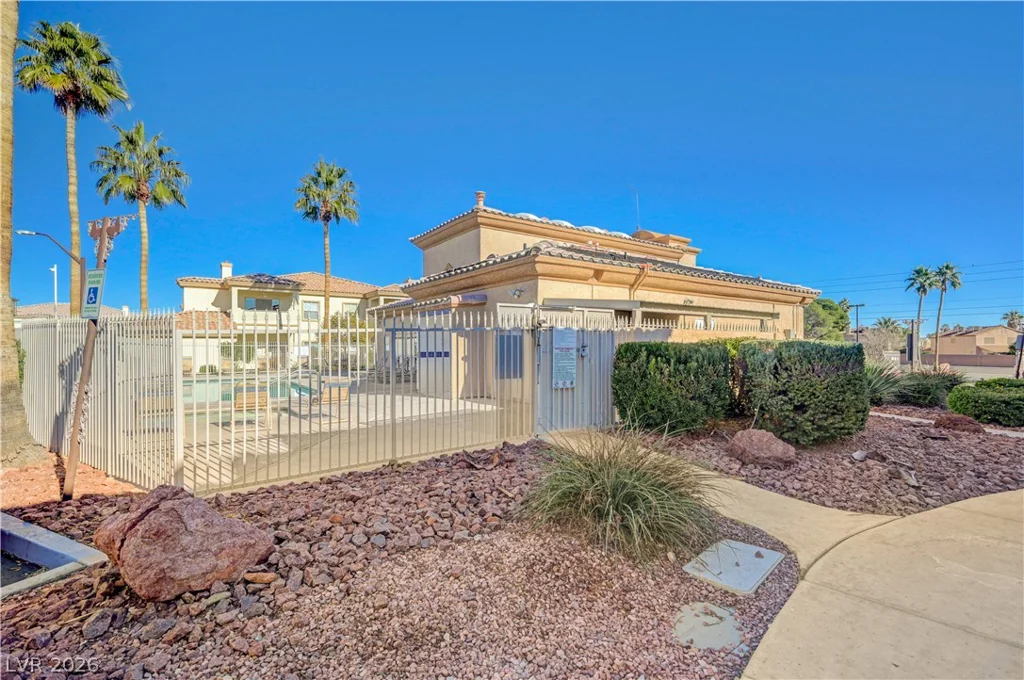 6908 Cobre Azul, Las Vegas, NV 89108