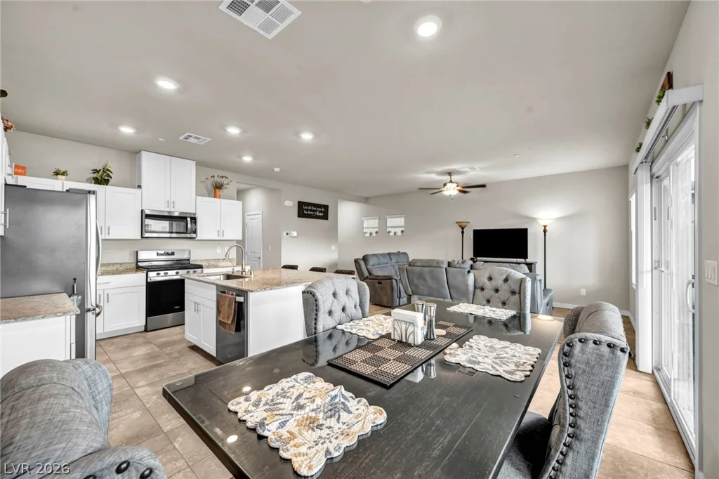 10971 Bristol Park, Las Vegas, NV 89166
