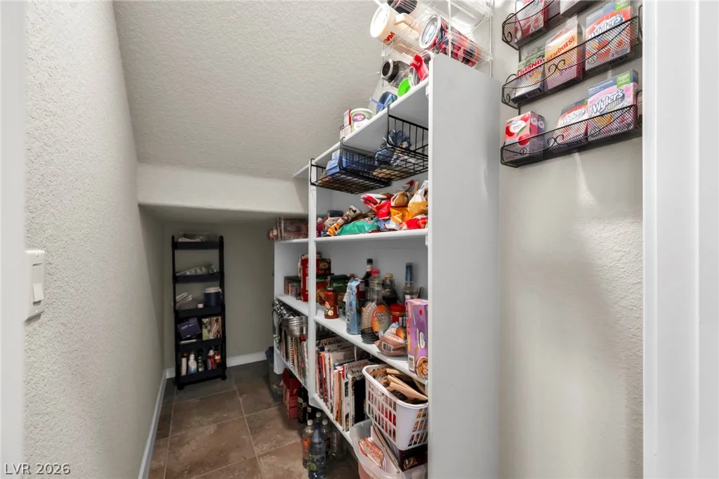 10971 Bristol Park, Las Vegas, NV 89166