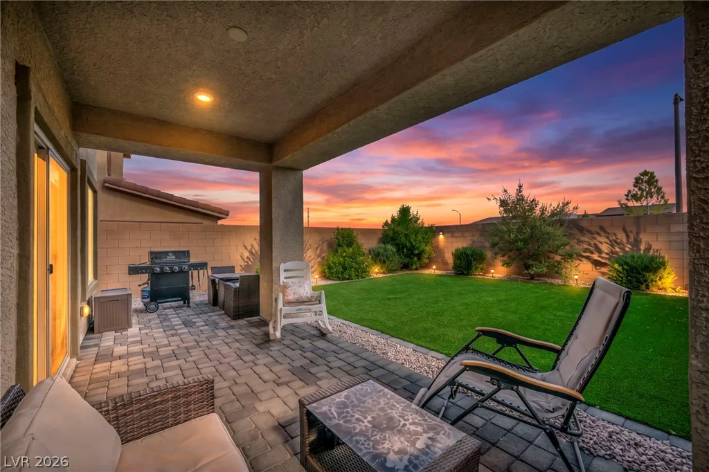 10971 Bristol Park, Las Vegas, NV 89166