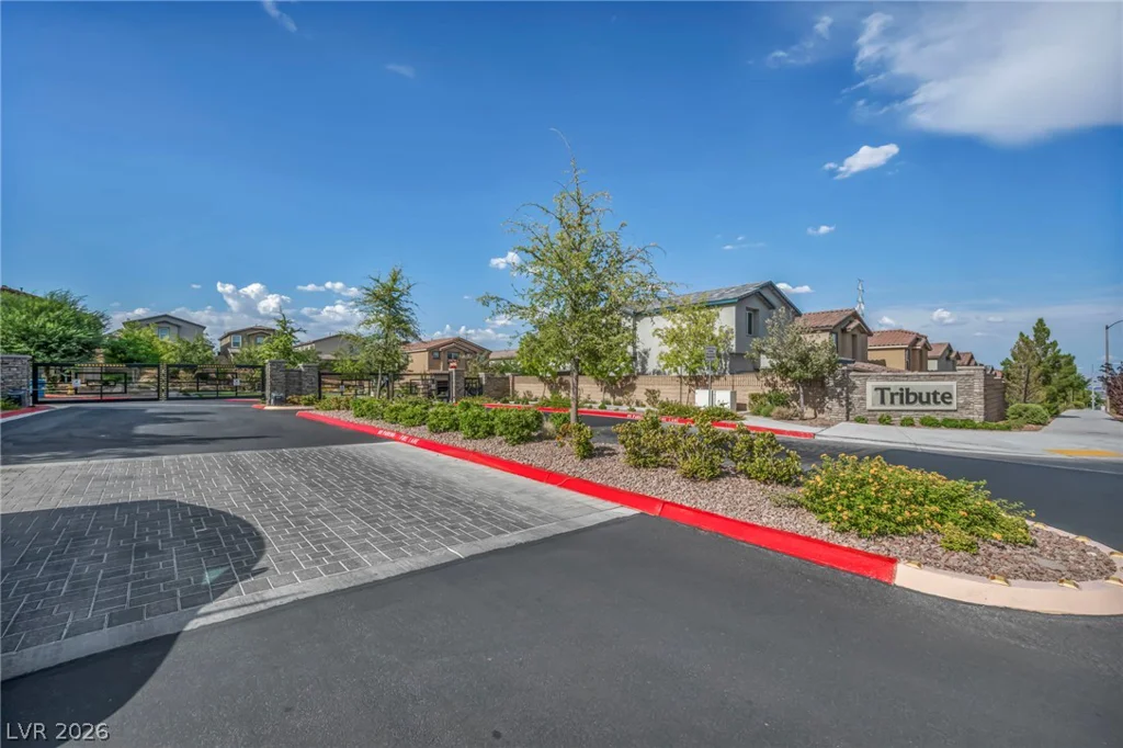 10971 Bristol Park, Las Vegas, NV 89166