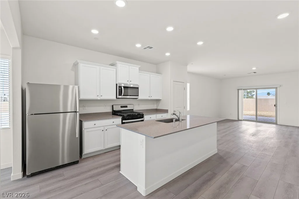 2774 Avril Point, Las Vegas, NV 89156