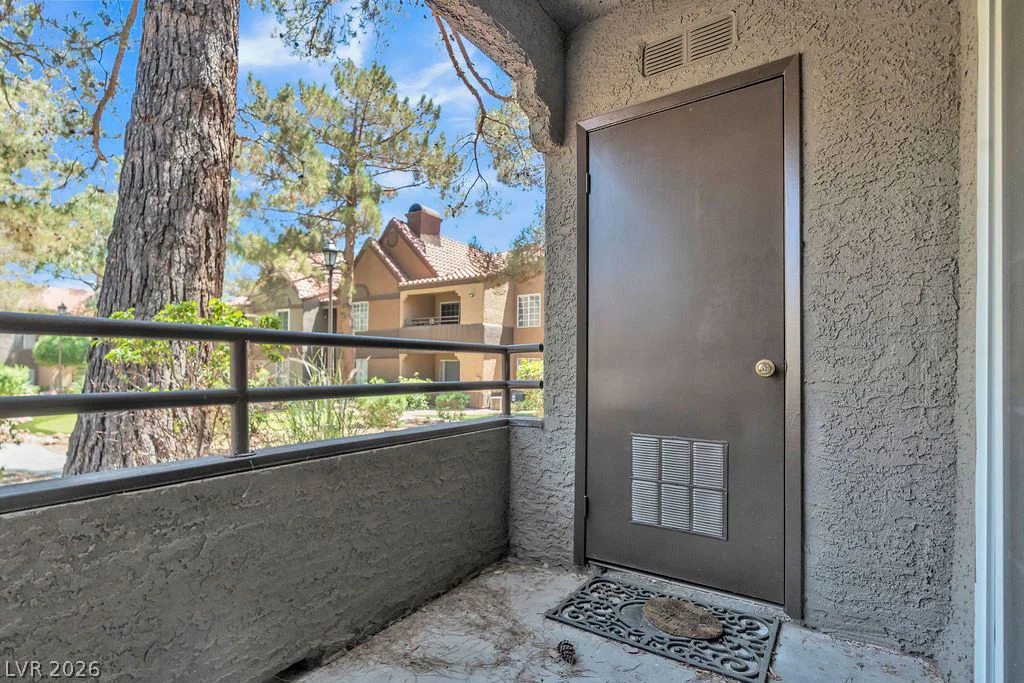 2200 Fort Apache, Las Vegas, NV 89117