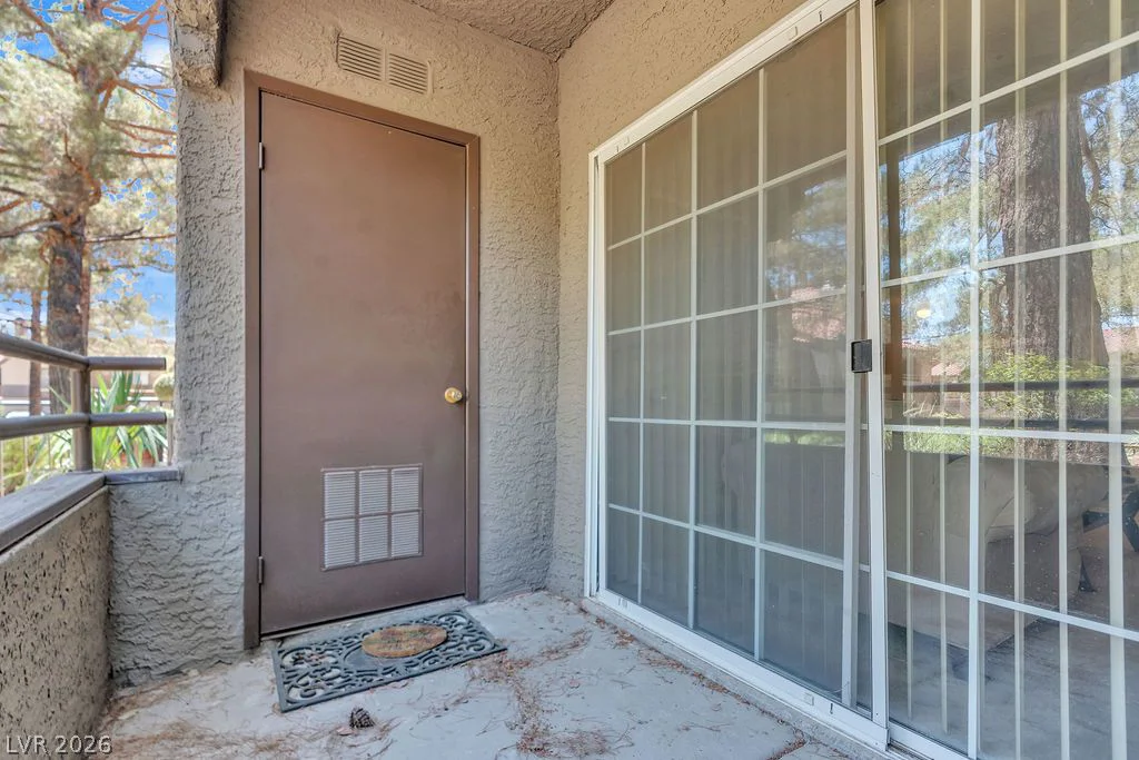 2200 Fort Apache, Las Vegas, NV 89117