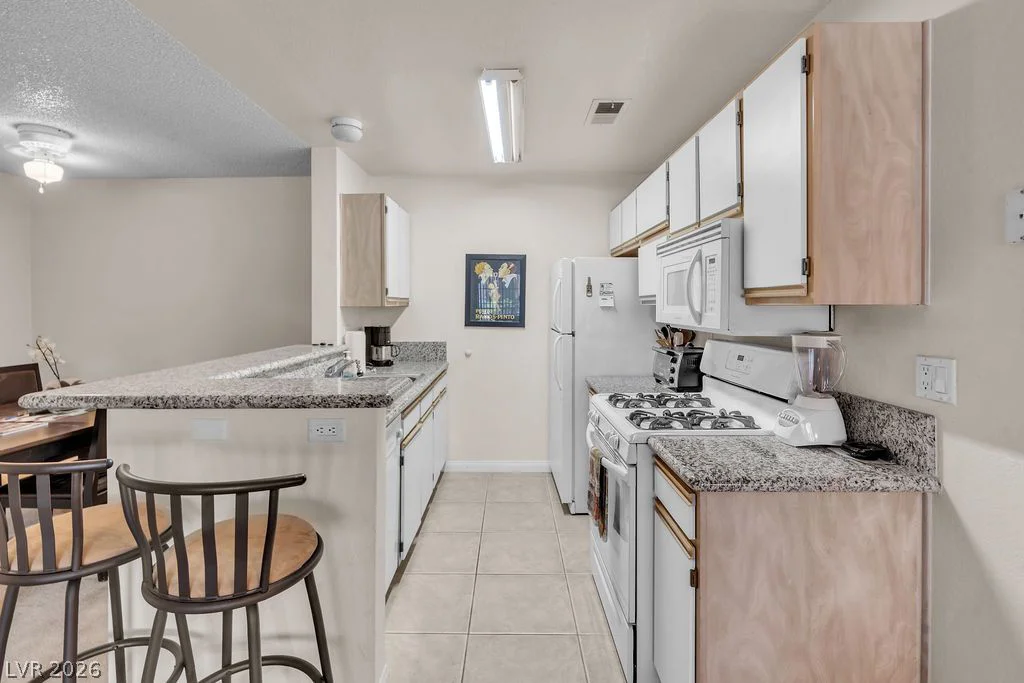 2200 Fort Apache, Las Vegas, NV 89117