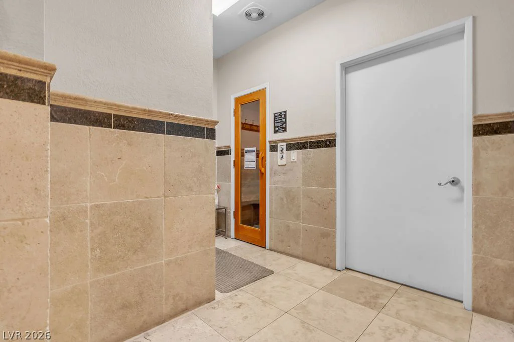 2200 Fort Apache, Las Vegas, NV 89117
