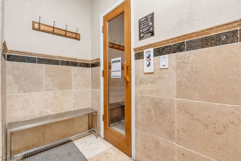 2200 Fort Apache, Las Vegas, NV 89117