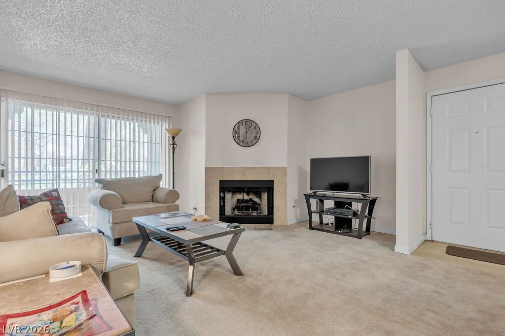 2200 Fort Apache, Las Vegas, NV 89117