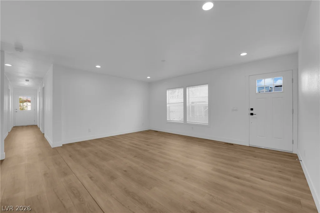 2253 Clinton, Las Vegas, NV 89156