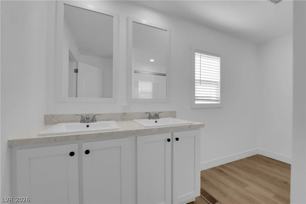 2253 Clinton, Las Vegas, NV 89156