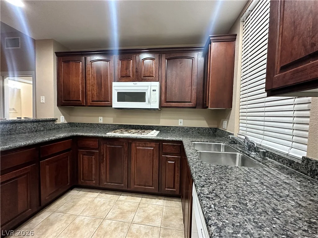 19 Agate, Las Vegas, NV 89123