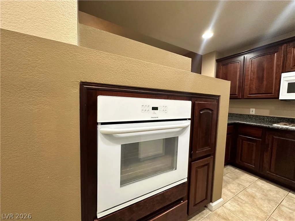19 Agate, Las Vegas, NV 89123