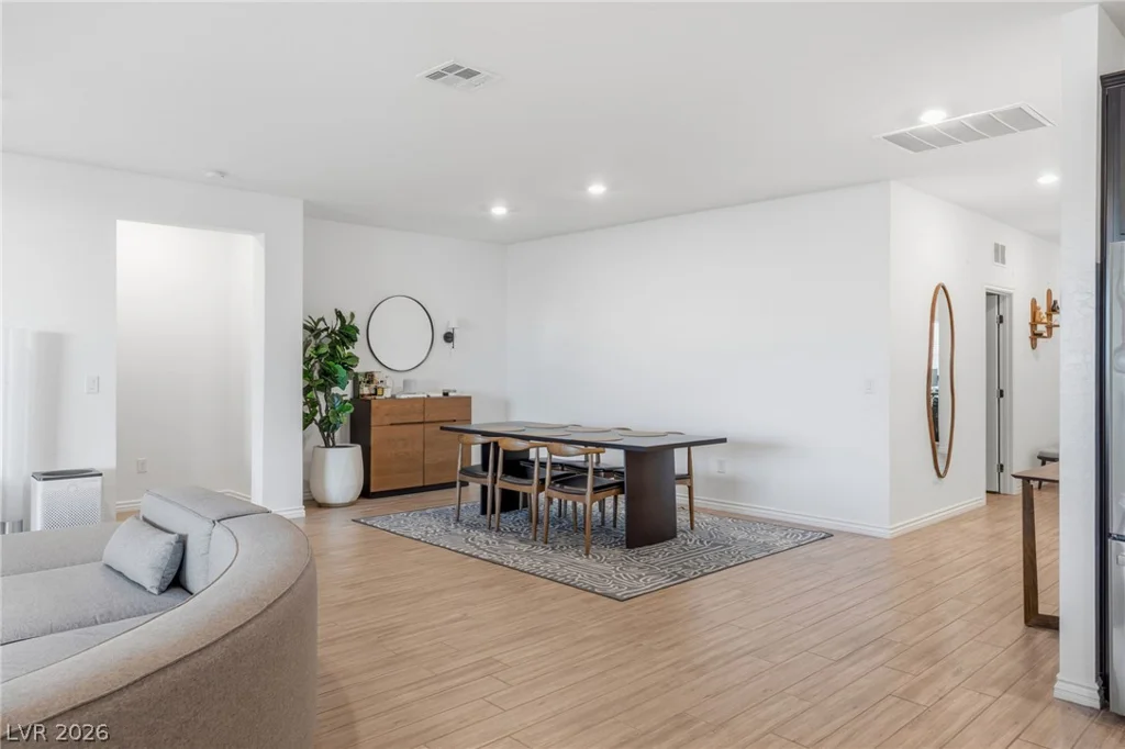 6221 Lamont Hills, Las Vegas, NV 89139