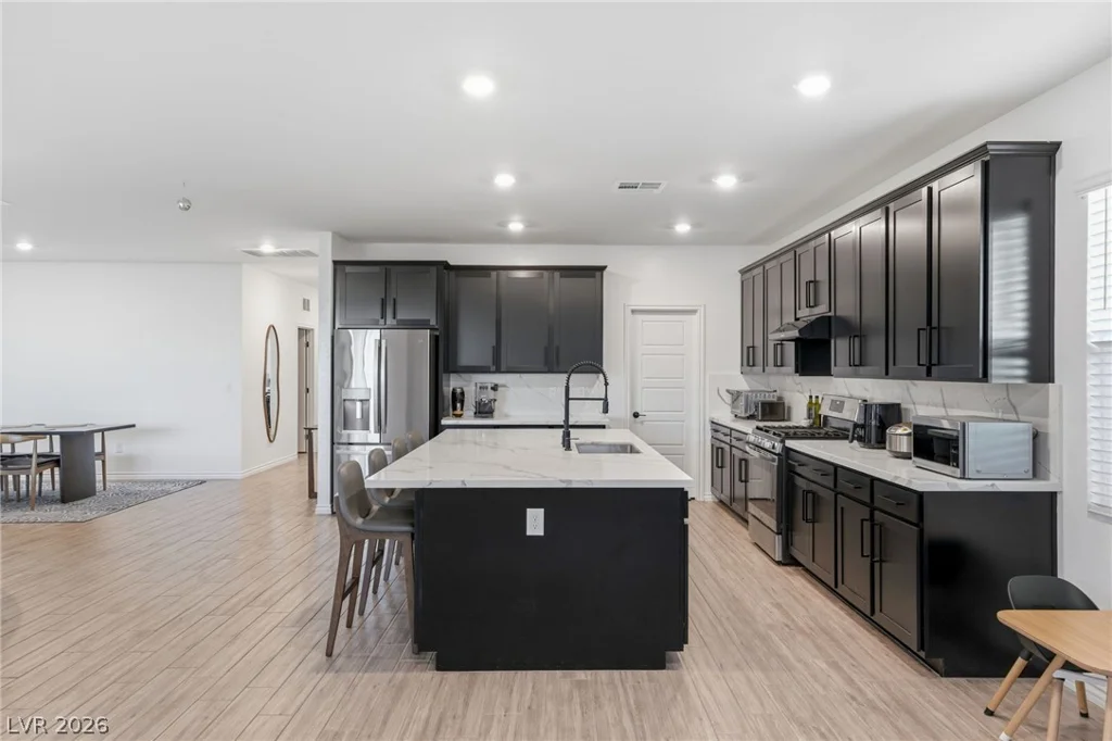 6221 Lamont Hills, Las Vegas, NV 89139