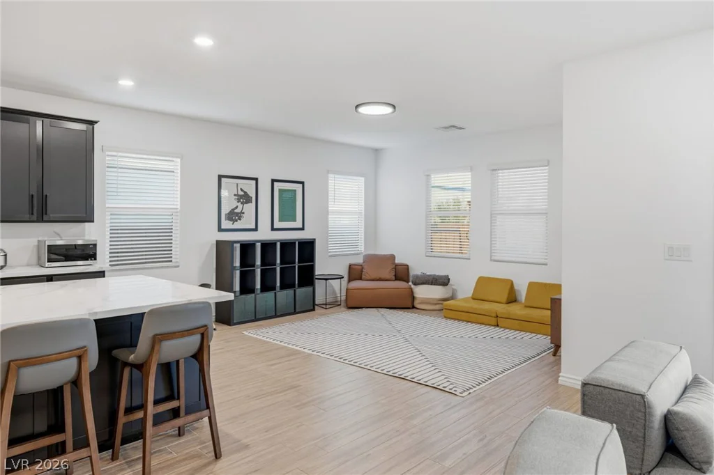 6221 Lamont Hills, Las Vegas, NV 89139