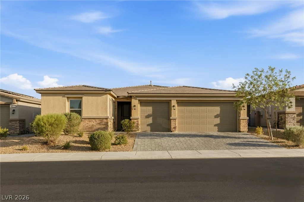 6221 Lamont Hills, Las Vegas, NV 89139