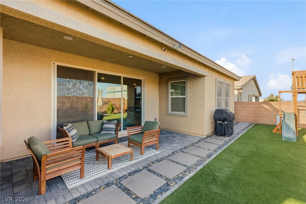 6221 Lamont Hills, Las Vegas, NV 89139
