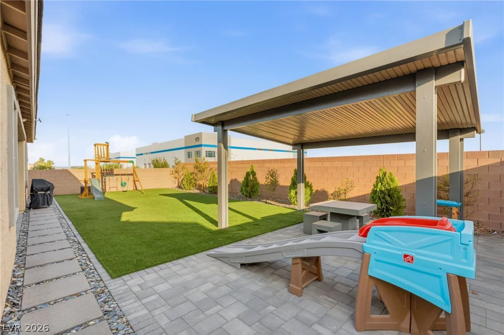 6221 Lamont Hills, Las Vegas, NV 89139