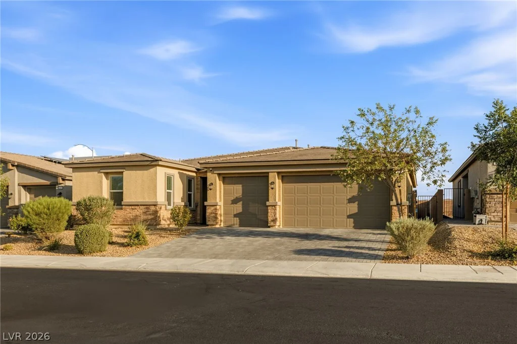 6221 Lamont Hills, Las Vegas, NV 89139