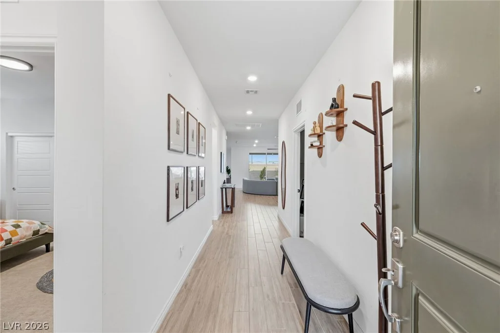 6221 Lamont Hills, Las Vegas, NV 89139