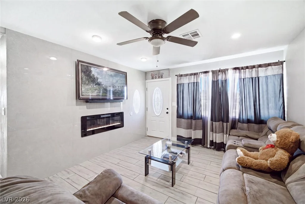 1201 Leonard, Las Vegas, NV 89106