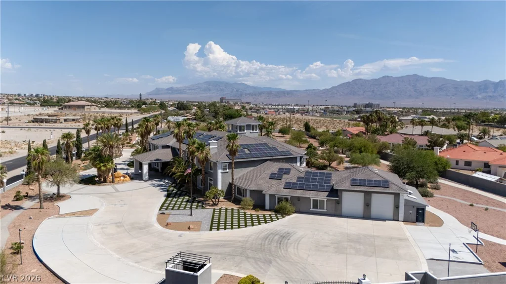 5930 El Capitan, Las Vegas, NV 89149