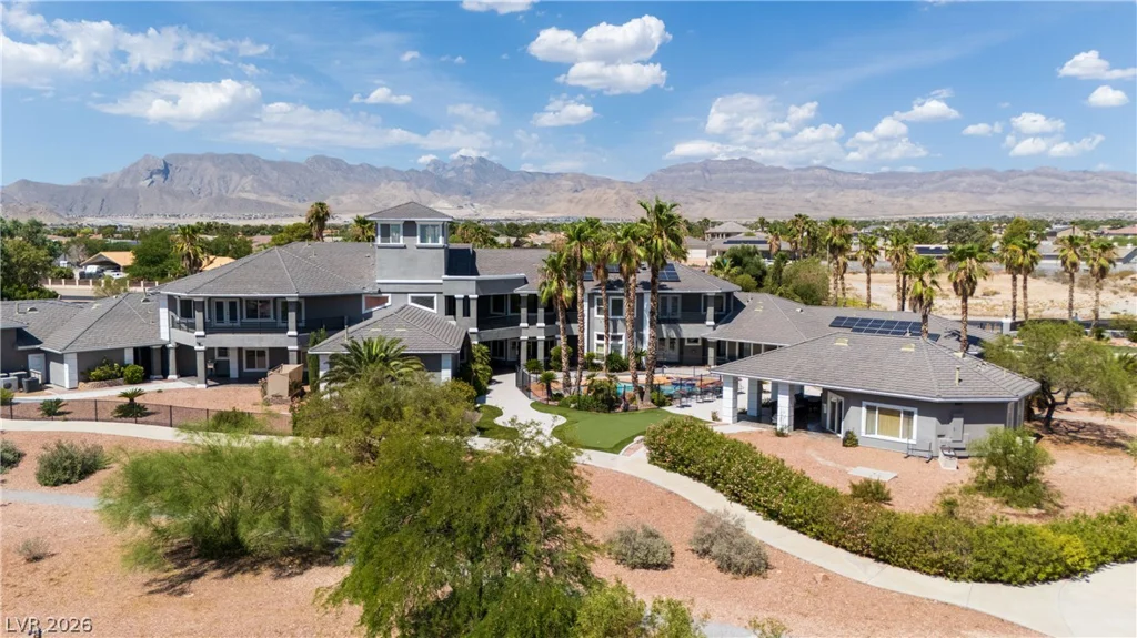 5930 El Capitan, Las Vegas, NV 89149