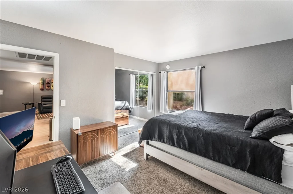 2451 Rainbow, Las Vegas, NV 89108