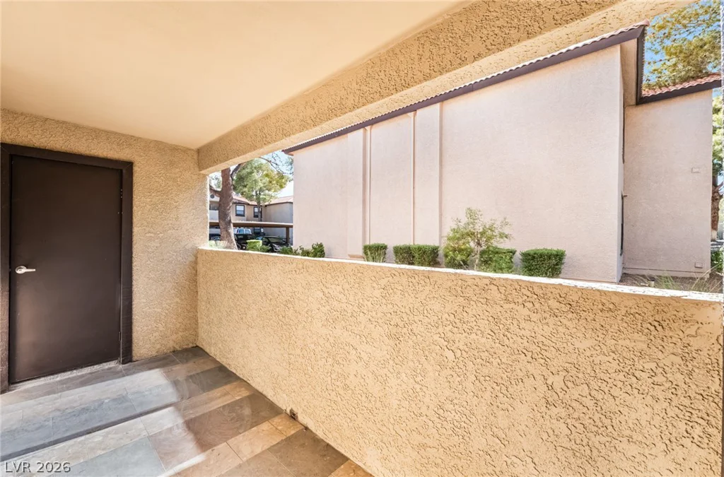 2451 Rainbow, Las Vegas, NV 89108