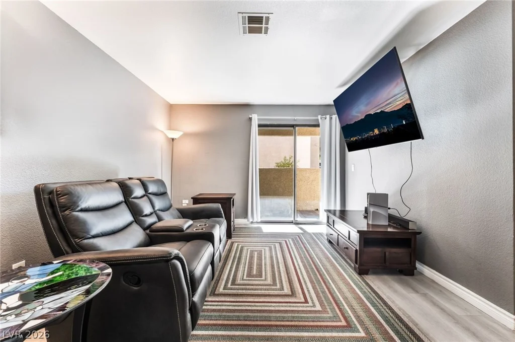 2451 Rainbow, Las Vegas, NV 89108