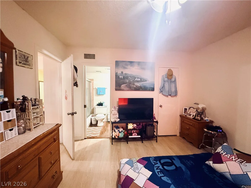 3823 Maryland, Las Vegas, NV 89119