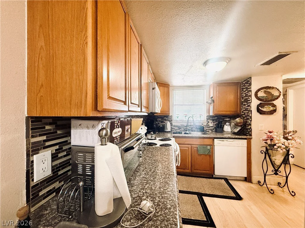 3823 Maryland, Las Vegas, NV 89119