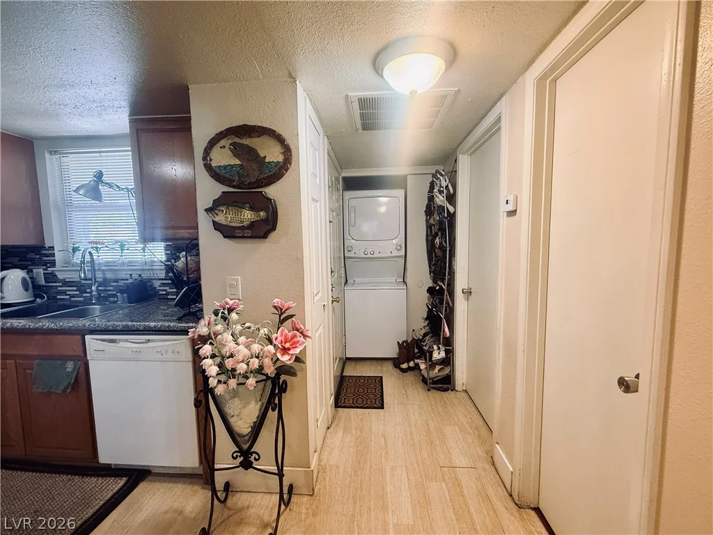 3823 Maryland, Las Vegas, NV 89119