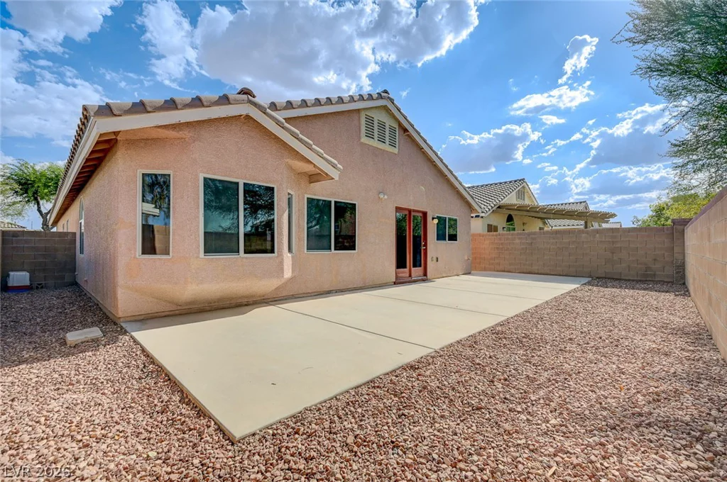 5774 Sierra Medina, Las Vegas, NV 89139