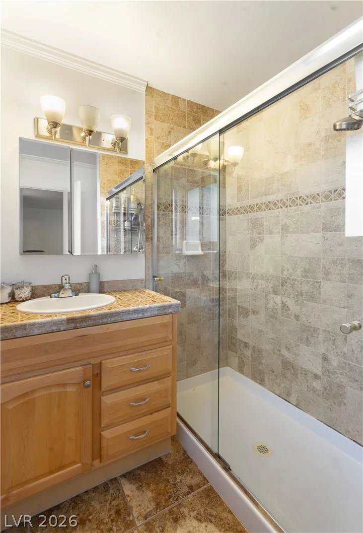 2004 Mesquite, Las Vegas, NV 89106