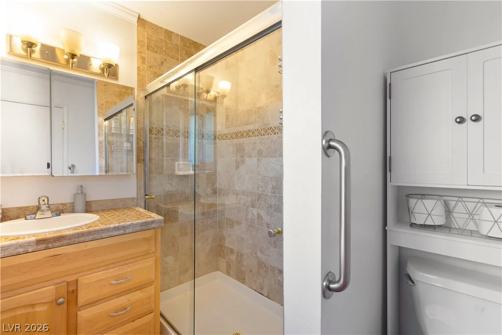 2004 Mesquite, Las Vegas, NV 89106