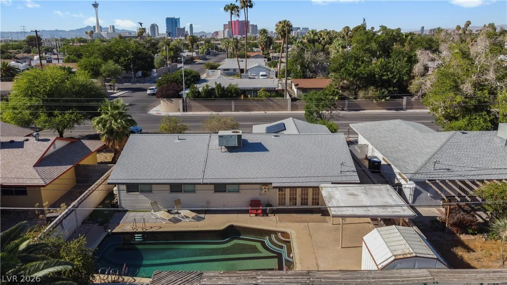 2004 Mesquite, Las Vegas, NV 89106