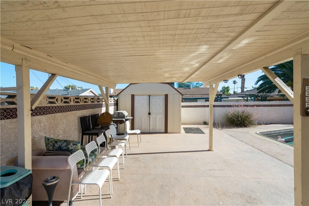 2004 Mesquite, Las Vegas, NV 89106