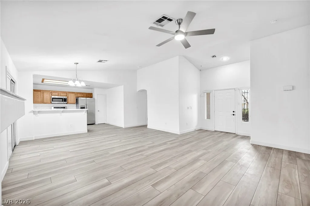 129 Honey Locust, North Las Vegas, NV 89031