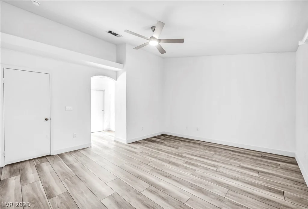 129 Honey Locust, North Las Vegas, NV 89031