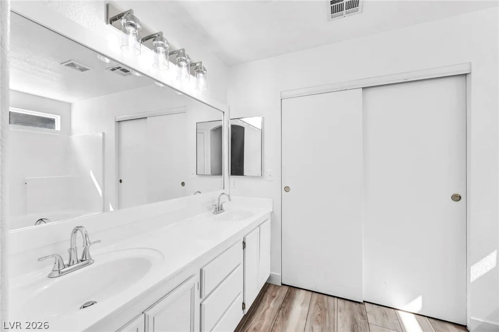 129 Honey Locust, North Las Vegas, NV 89031