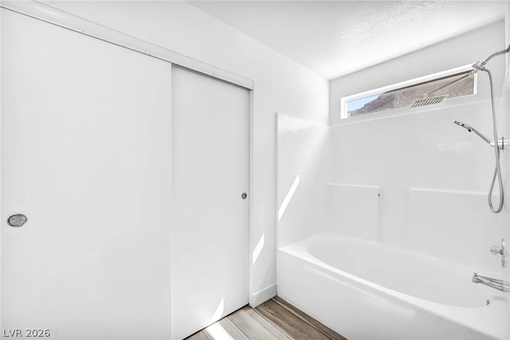 129 Honey Locust, North Las Vegas, NV 89031