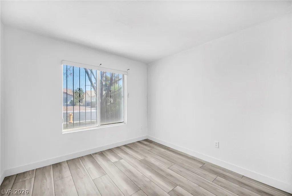 129 Honey Locust, North Las Vegas, NV 89031