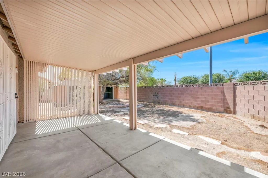 129 Honey Locust, North Las Vegas, NV 89031