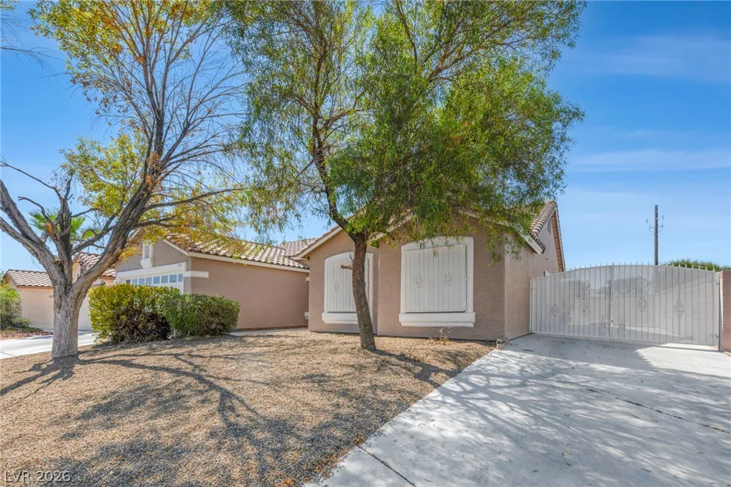 129 Honey Locust, North Las Vegas, NV 89031