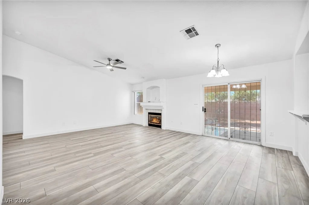 129 Honey Locust, North Las Vegas, NV 89031