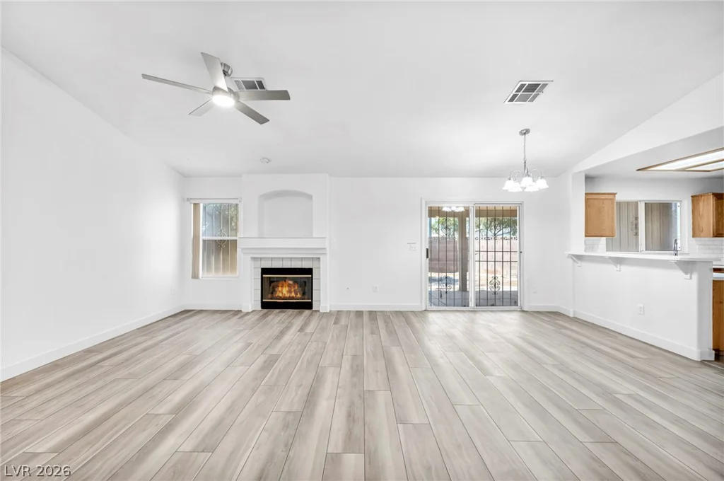 129 Honey Locust, North Las Vegas, NV 89031