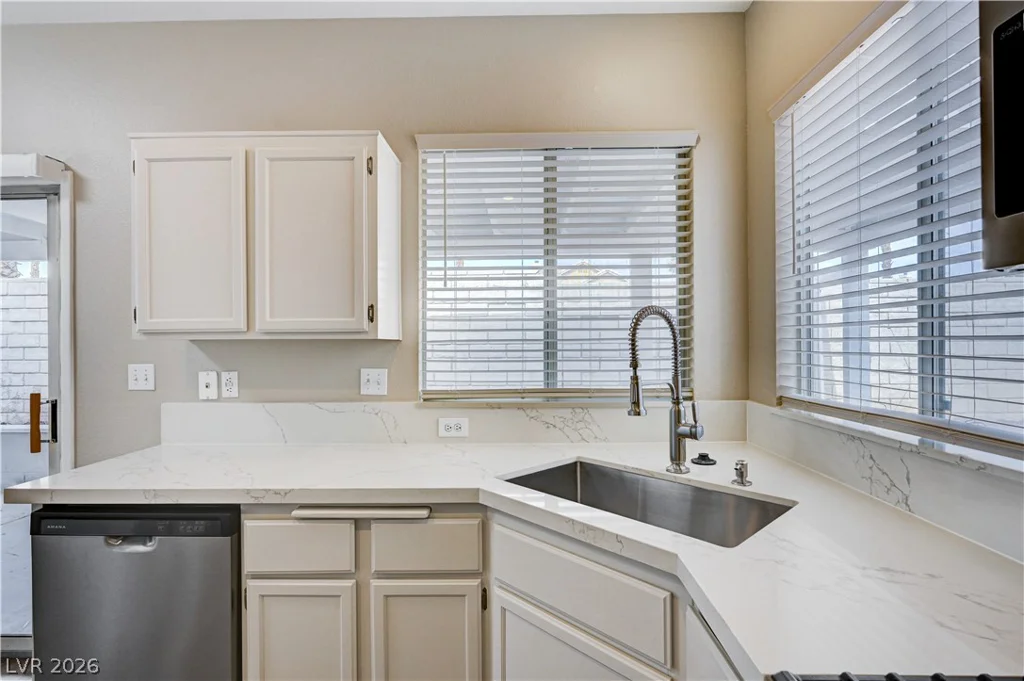 2741 TROTWOOD, Las Vegas, NV 89108