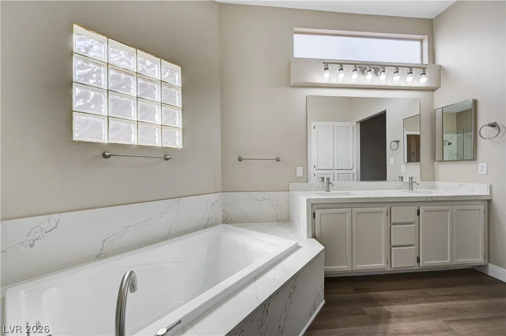 2741 TROTWOOD, Las Vegas, NV 89108