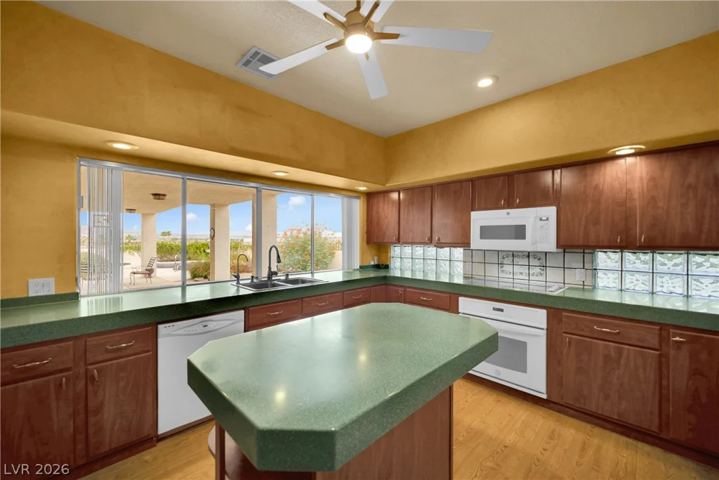 1020 Geranium, Henderson, NV 89011